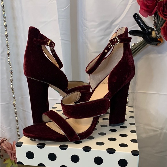 Vince Camuto Burgundy Strappy High Heels for Glamorous Evenings (SZ 9) - Picture 5 of 10